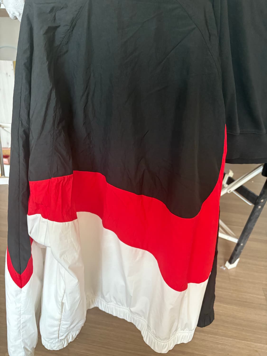 나이키 올드스쿨 배색 바람막이 XL 판매합니다. 상품이미지2