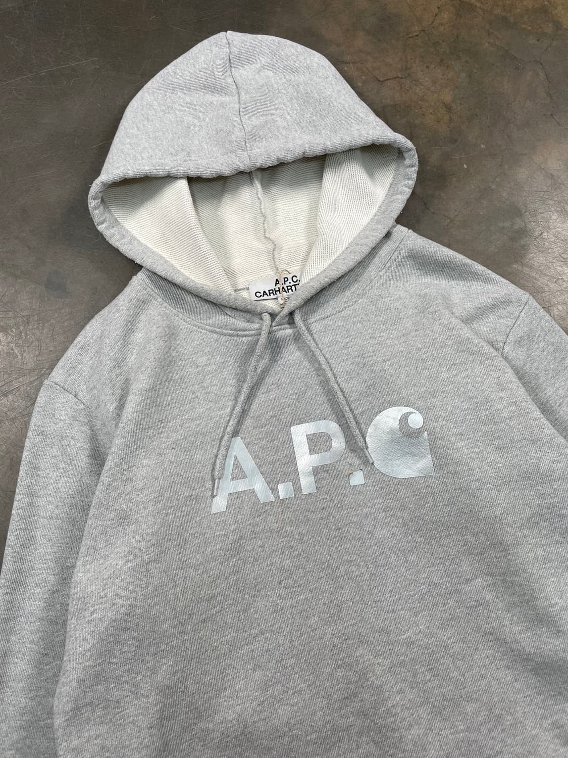 칼하트 WIP X 아페쎄 스웻후드 상품이미지2