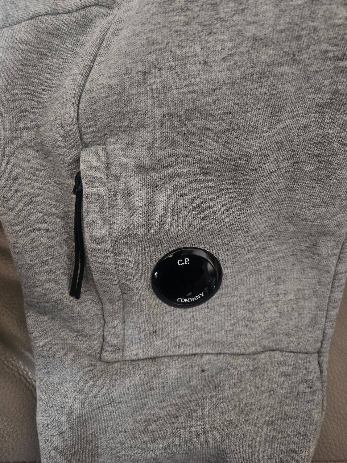 [거의 새것] CP컴퍼니 맨투맨 긴팔 티셔츠 XL 상품이미지3