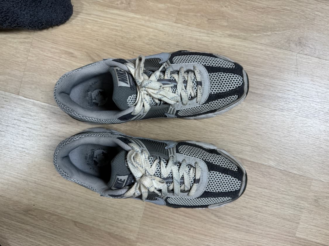 나이키 줌보메로 아이언 오어 265 상품이미지1