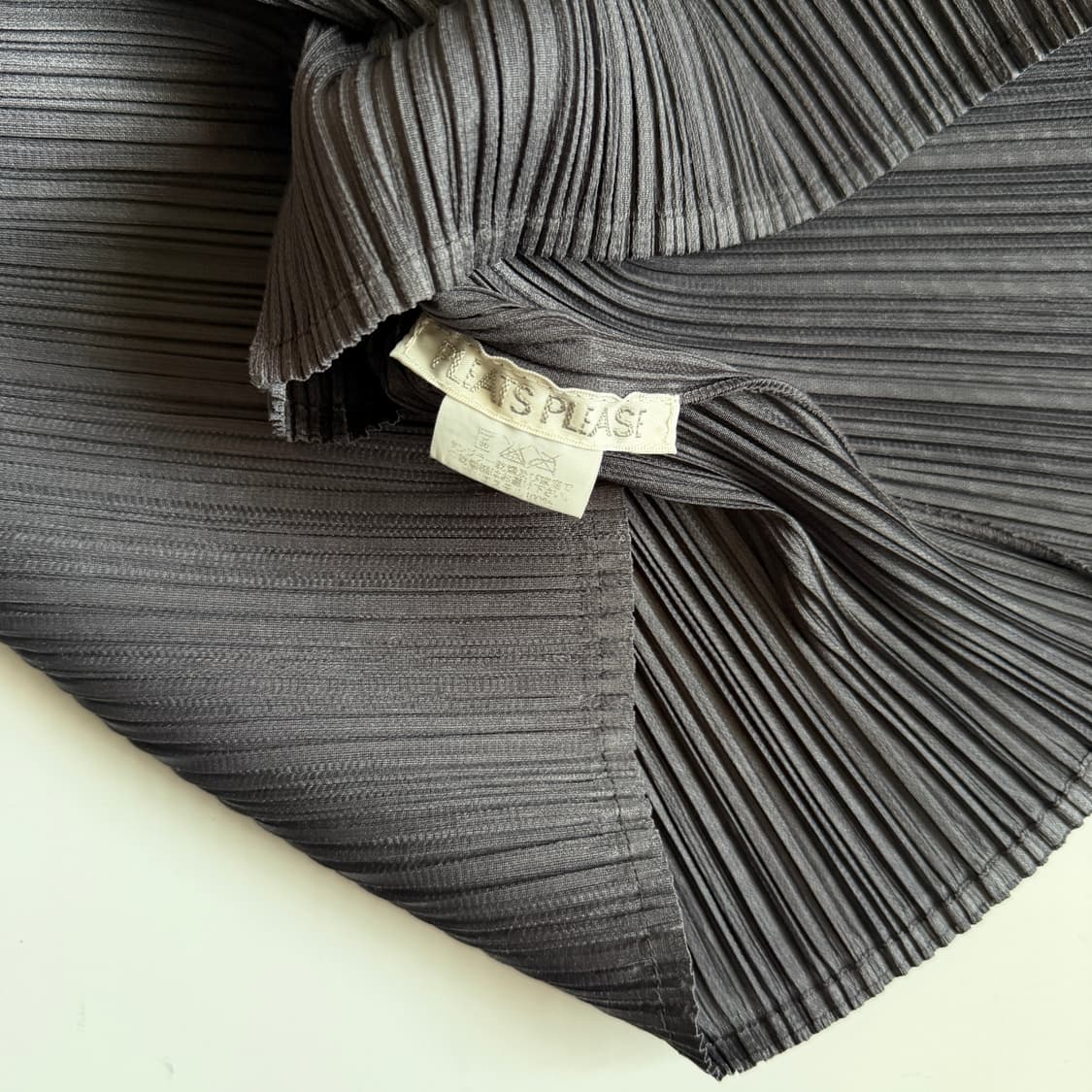 Issey Miyake / 3 상품이미지3