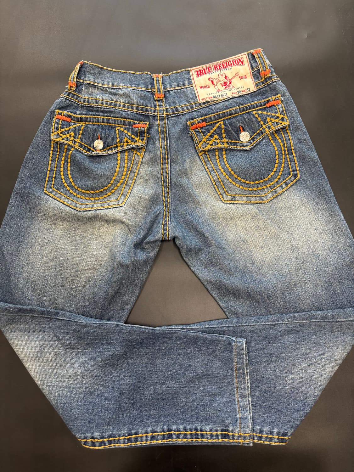 트루릴리전(True Religion) 브랜드의 조이 슈퍼 T 부츠컷 데님 상품이미지1