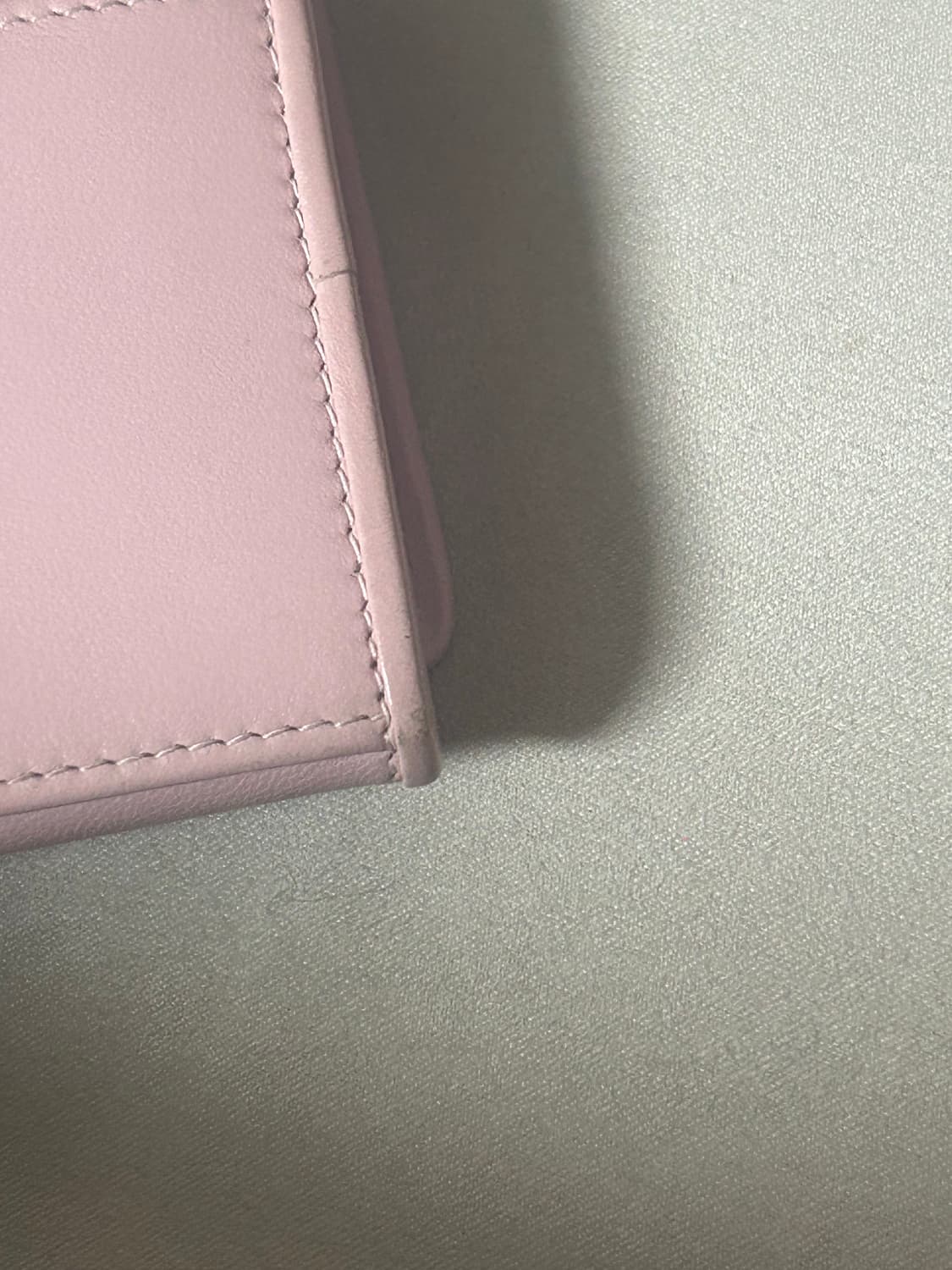 정품] 미우미우 마틀라세 핑크 카드지갑 상품이미지5