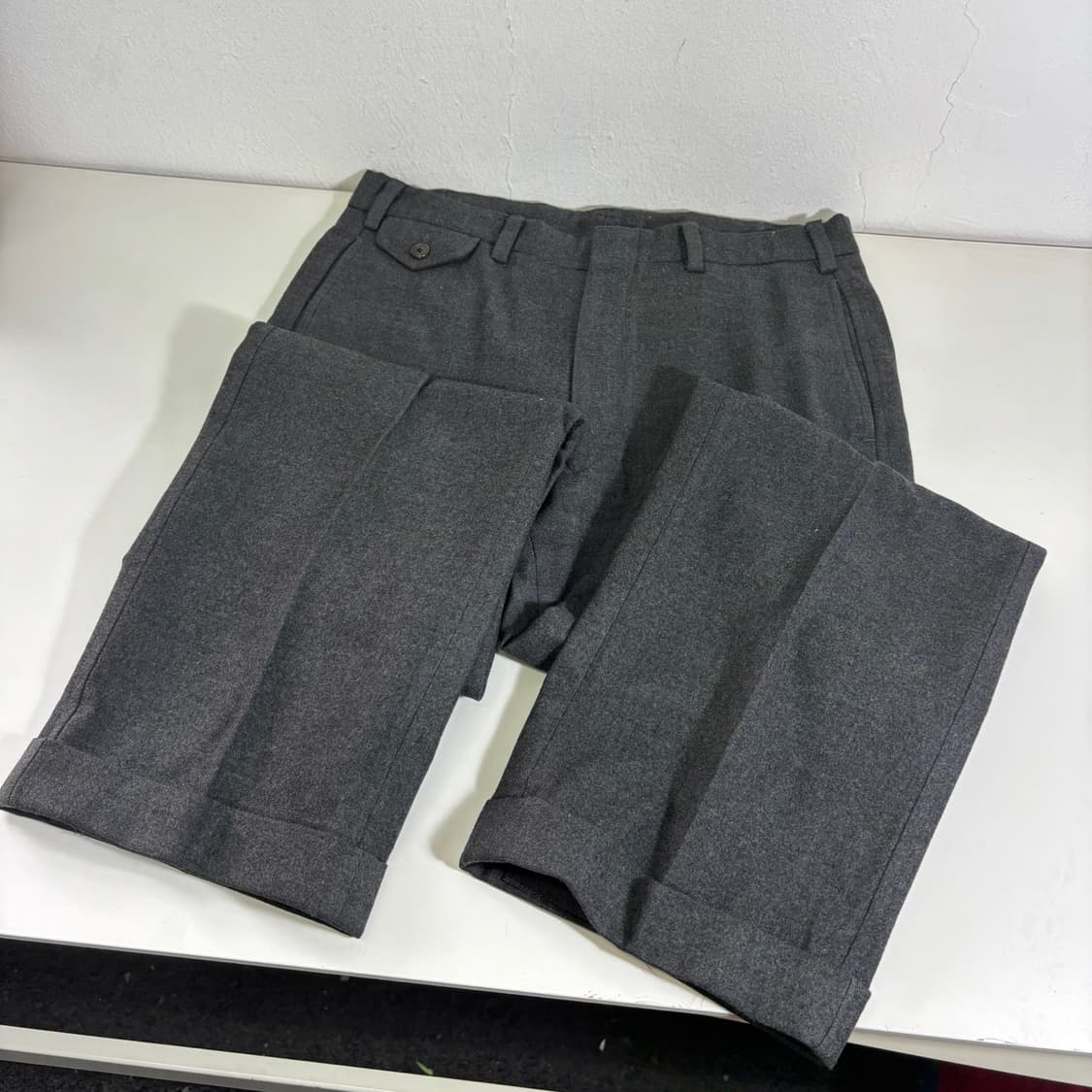 M 폴로랄프로렌 챠콜 테이퍼드핏 카보라 울 슬랙스 상품이미지3