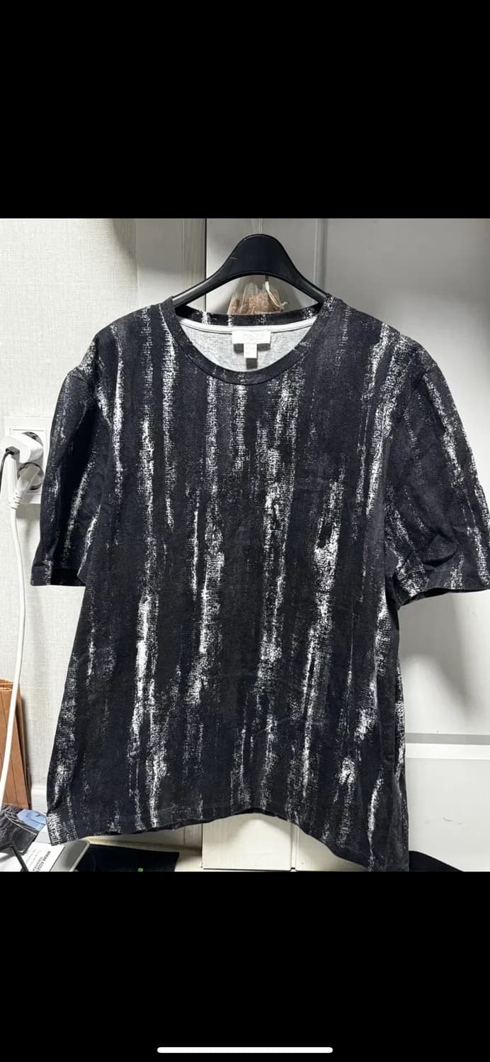 무료배송) cos 코스 페인팅 티셔츠 m size 상품이미지1