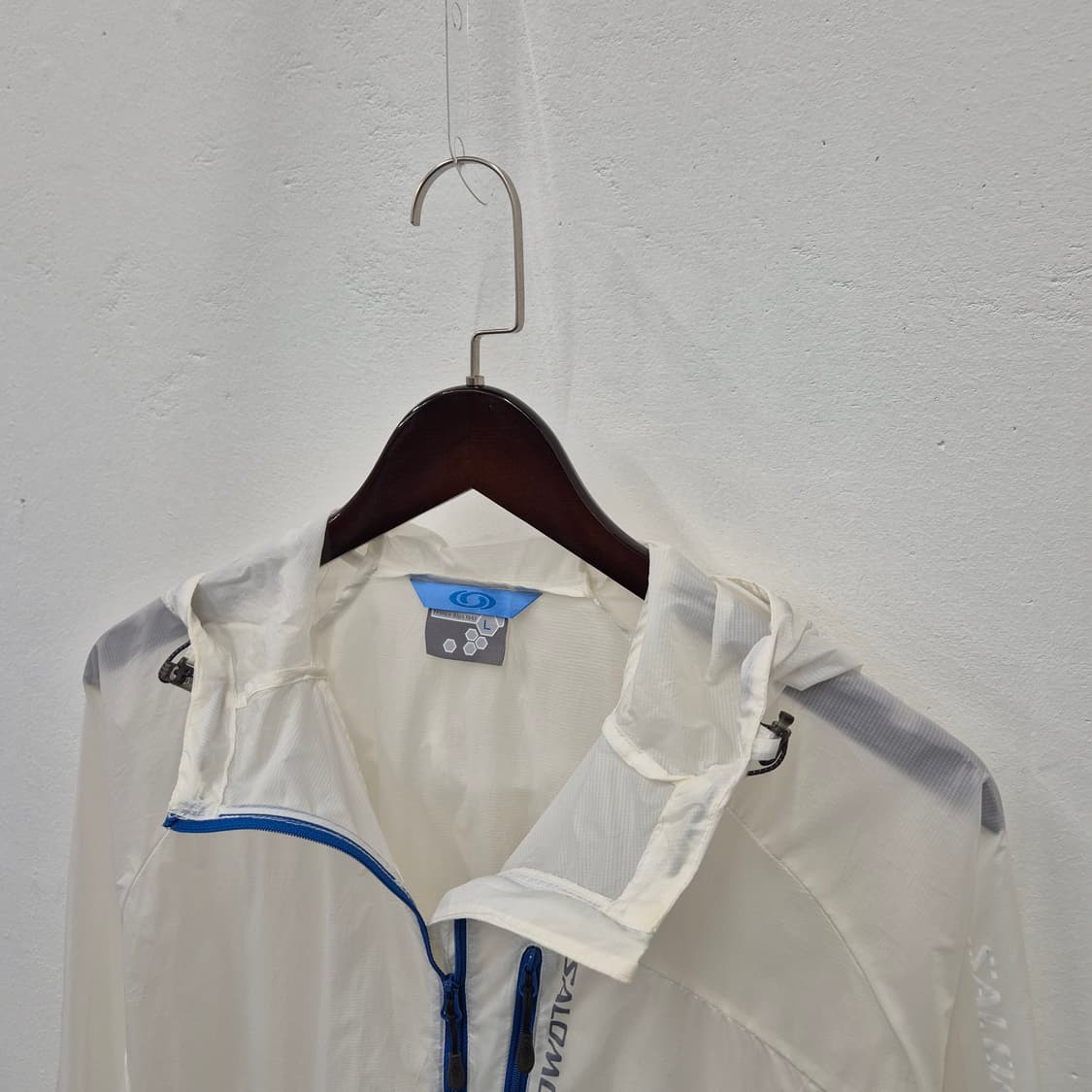 살로몬 바람막이 L 상품이미지3