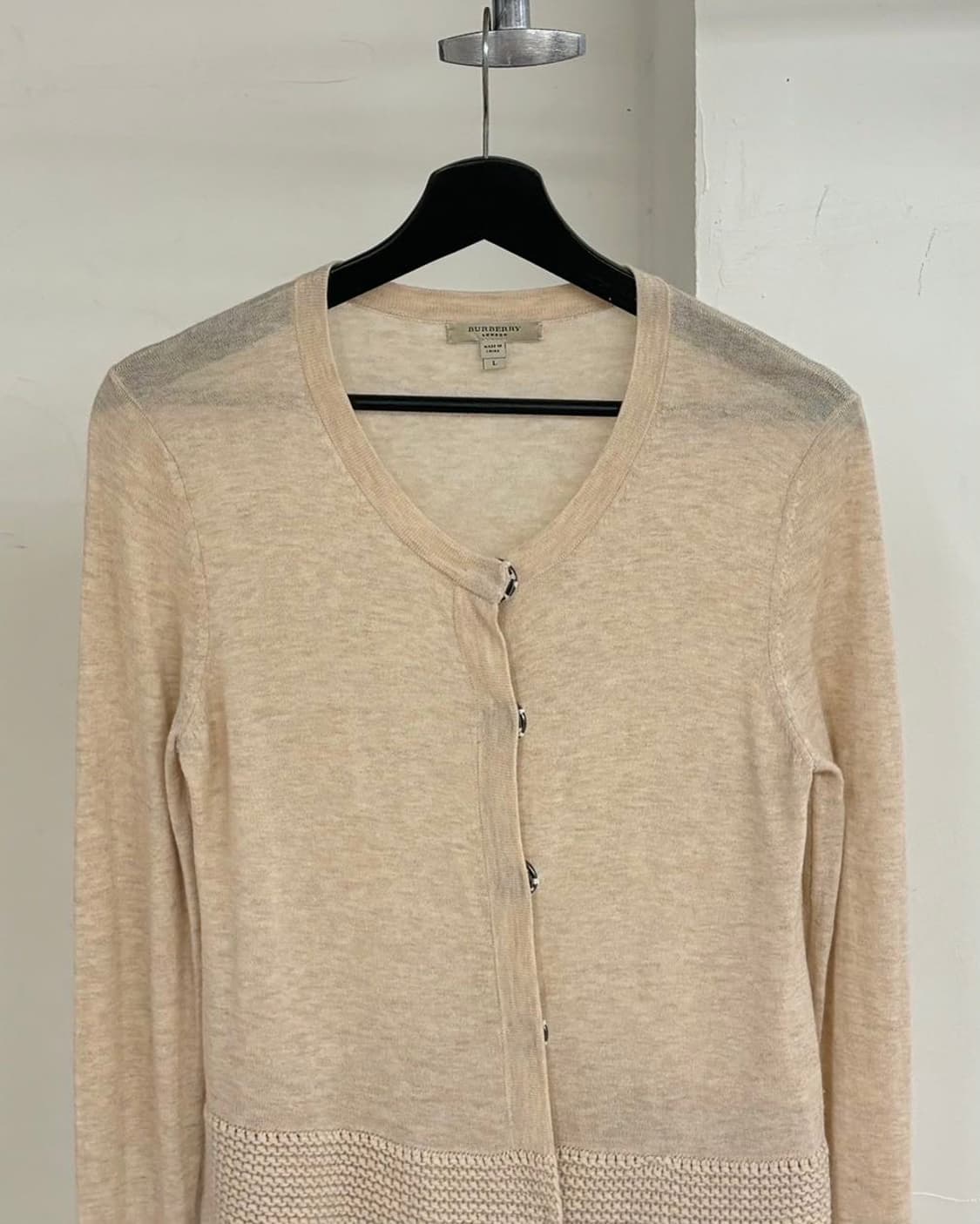 버버리 베이지 니트 가디건  상품이미지2