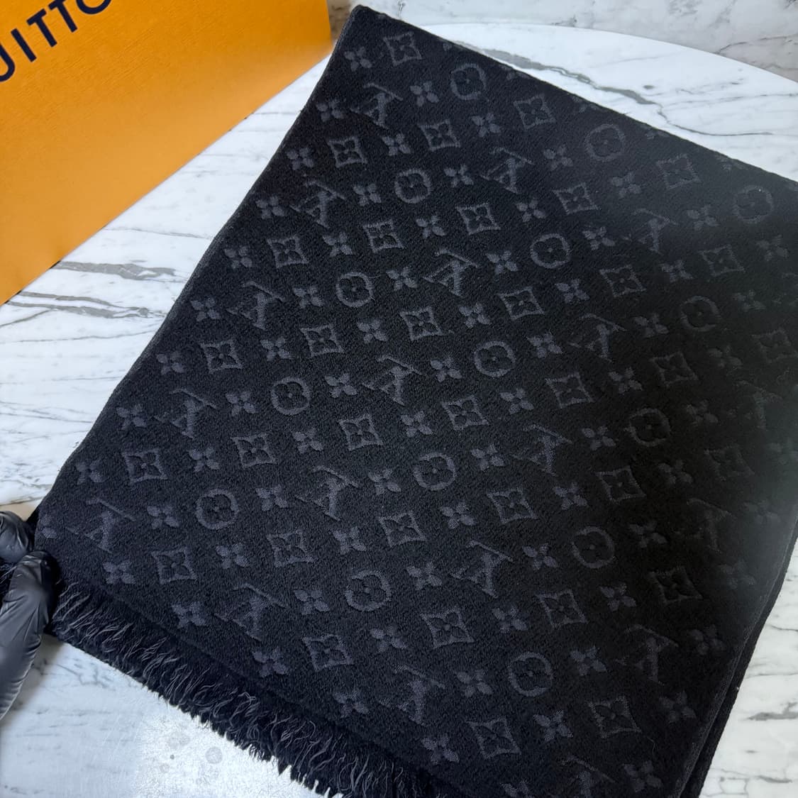 루이비통 풀 모노그램 클래식 머플러  상품이미지2