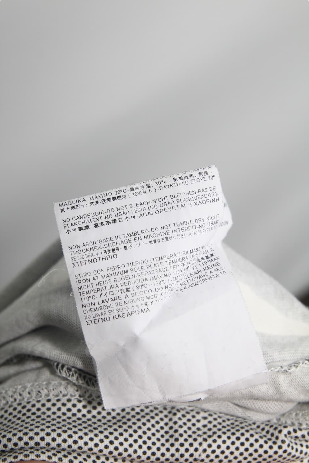 발렌시아가 12FW 프린팅 홀터 나시 탑 상품이미지8