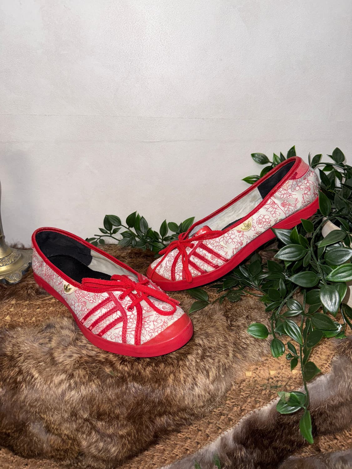 Adidas adria red oriental flat shoes  상품이미지1