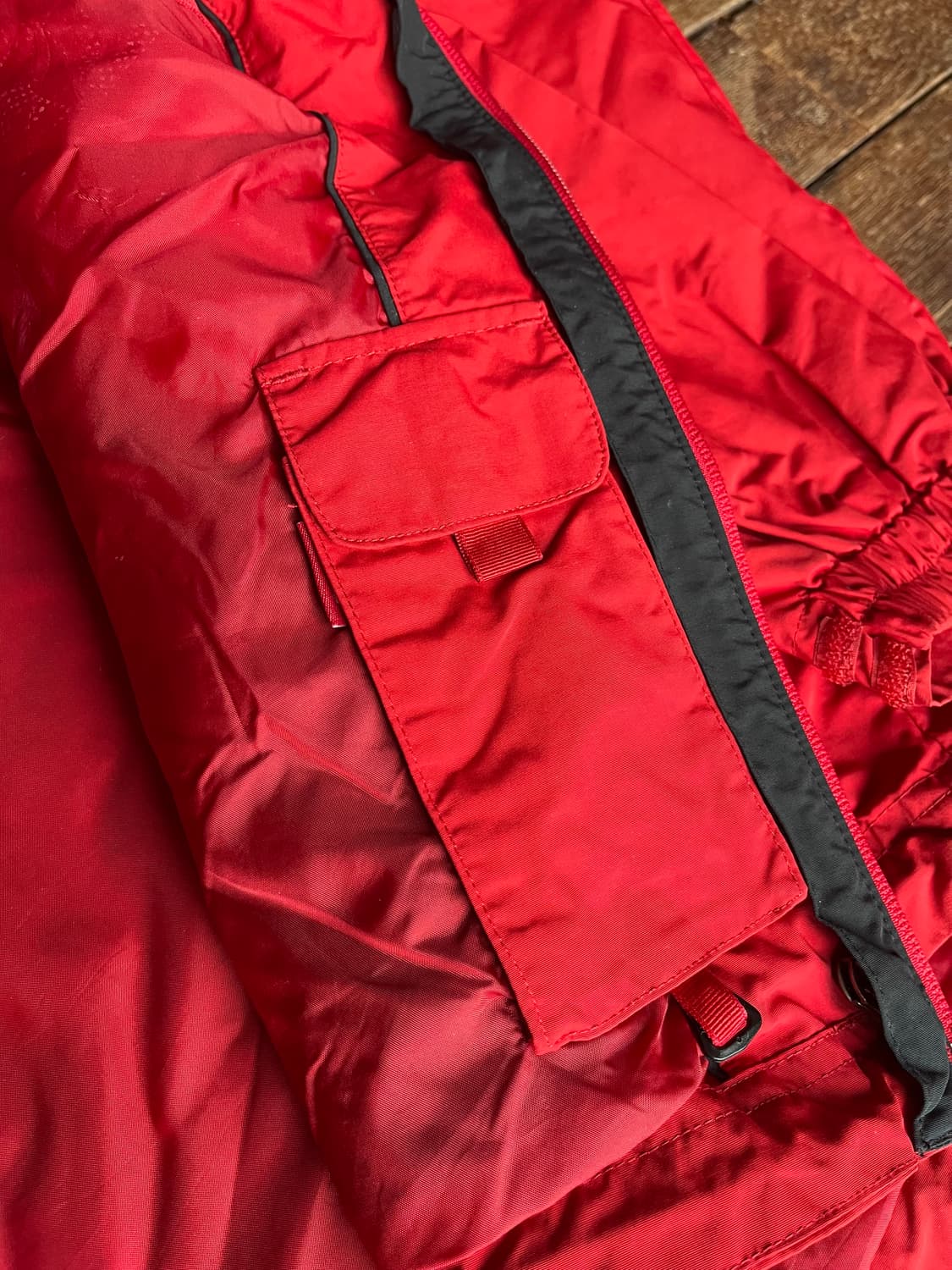 엘엘빈 레드 바람막이 상품이미지6