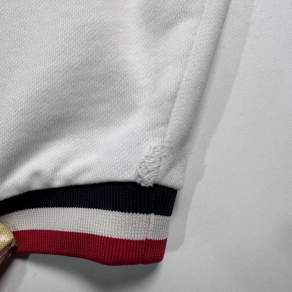 몽클레어 화이트 후드집업 상품이미지8