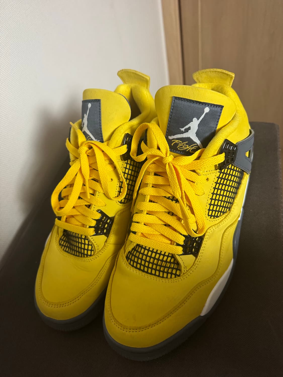 조던4 투어옐로우  상품이미지1