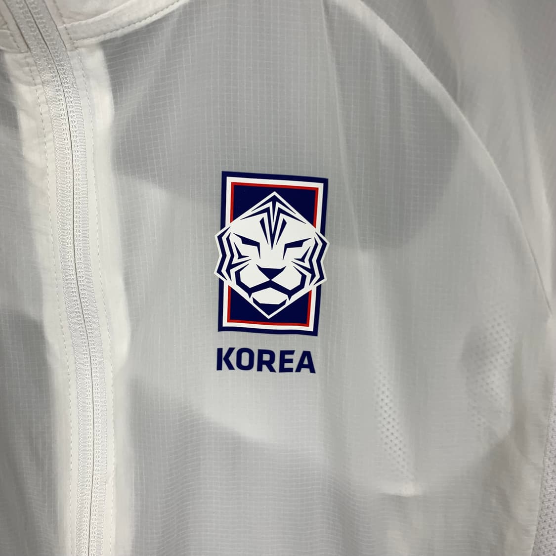 나이키 코리아 국대 화이트 경량 바람막이 상품이미지4
