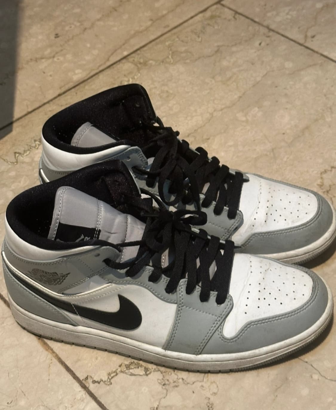 나이키 조던1미드 스모크 그레이 상품이미지1