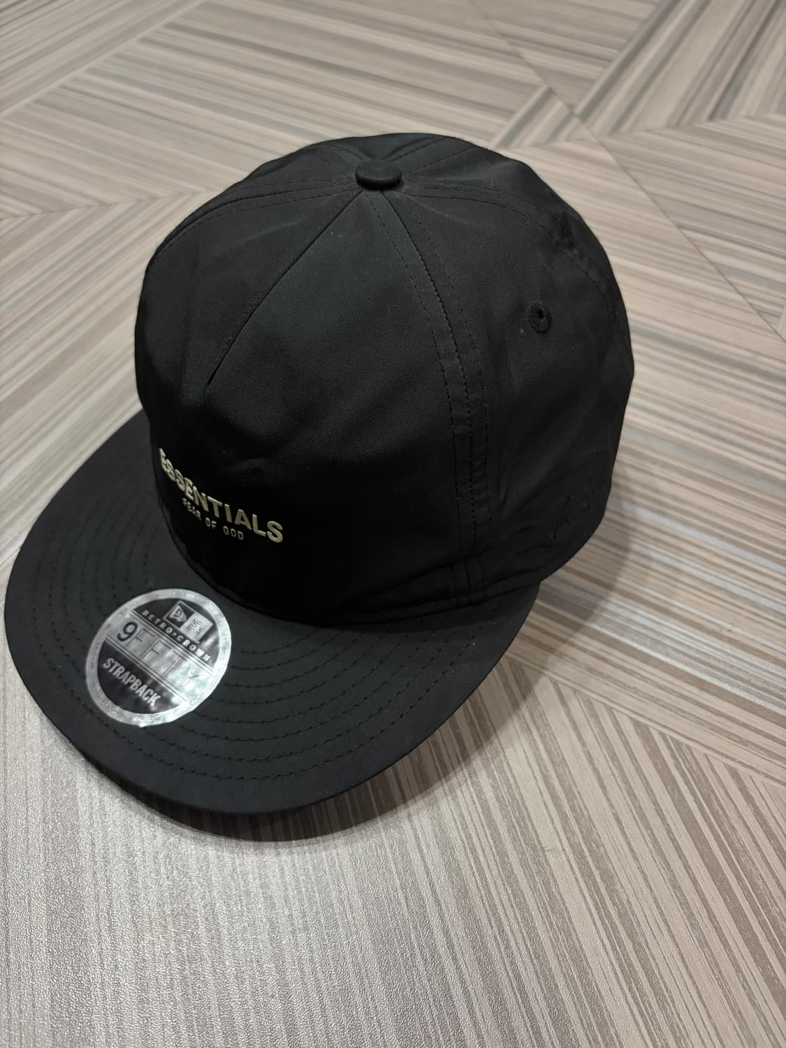 뉴에라 X 에센셜 콜라보 모자 상품이미지3