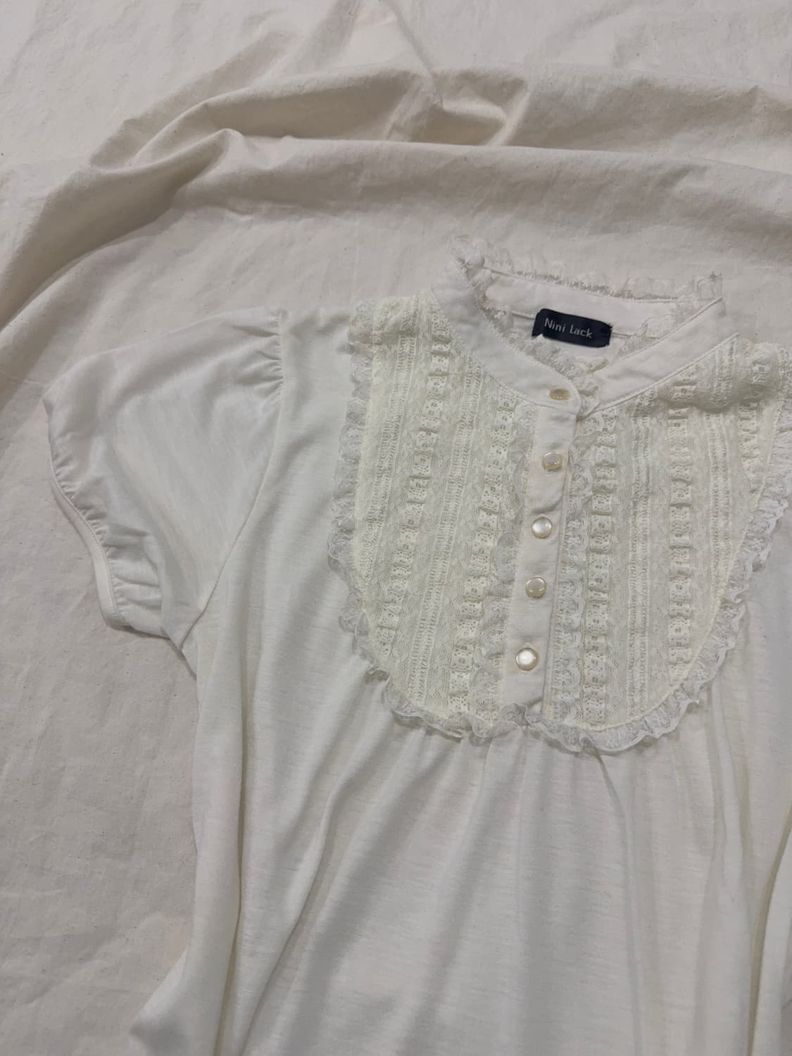 아이보리 공겜여주 러블리 긱시크 반팔 블라우스 탑 상품이미지2