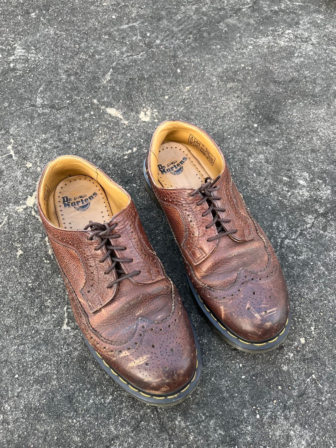 Dr.Martens  브라운 윙팁 상품이미지3