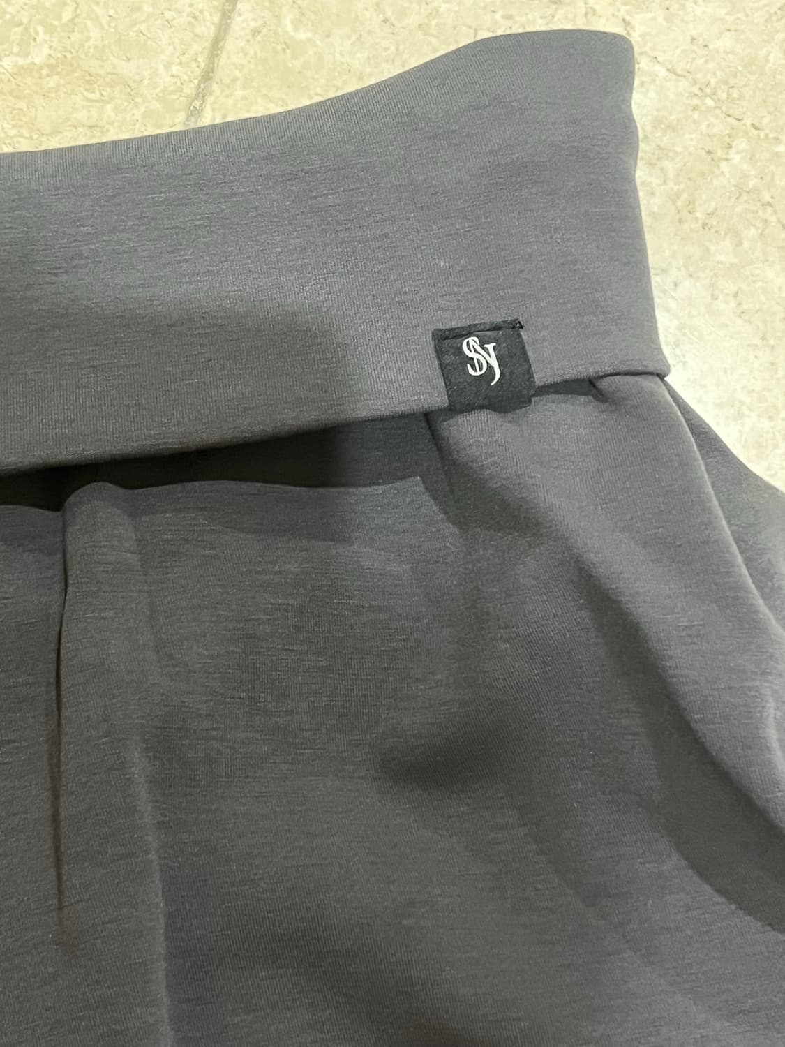 시너진 스커트팬츠 스커트쇼츠 차콜 상품이미지3