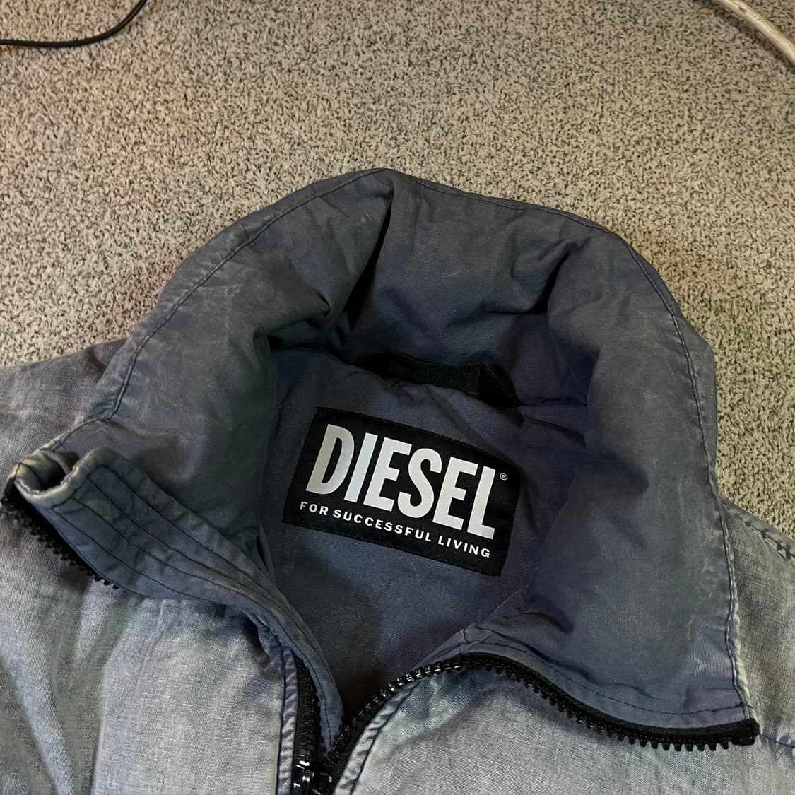 DIESEL 디젤 워시드 데님 덕다운 패딩 상품이미지6