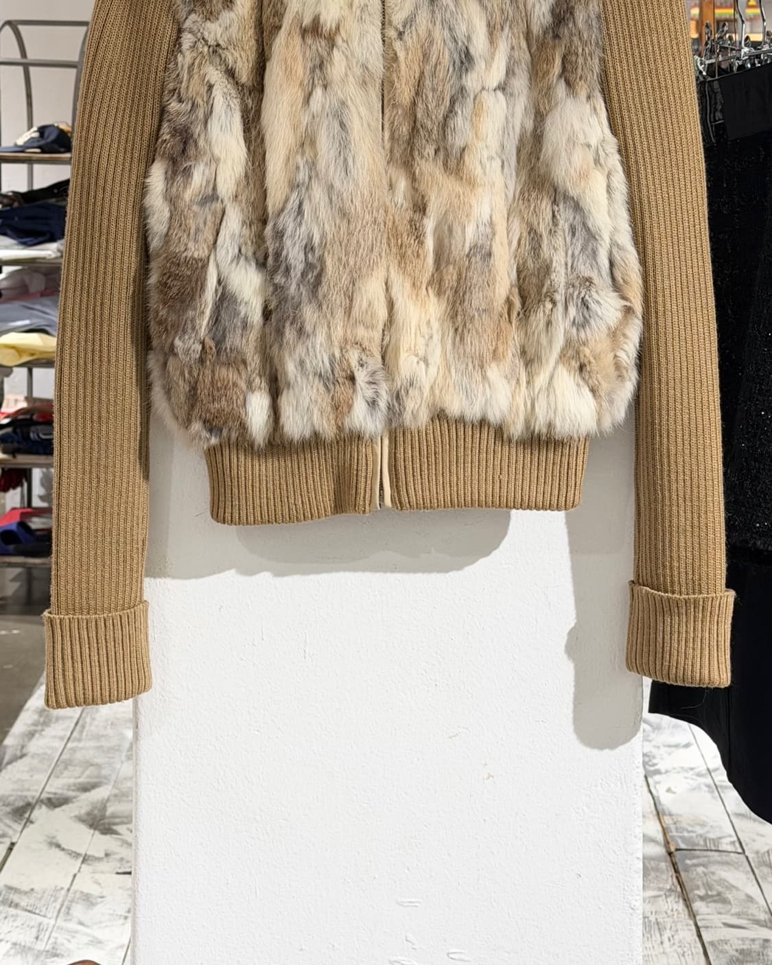 빈티지 런딥 베이지 래빗퍼 하이넥 벨티드 집업 자켓 상품이미지5