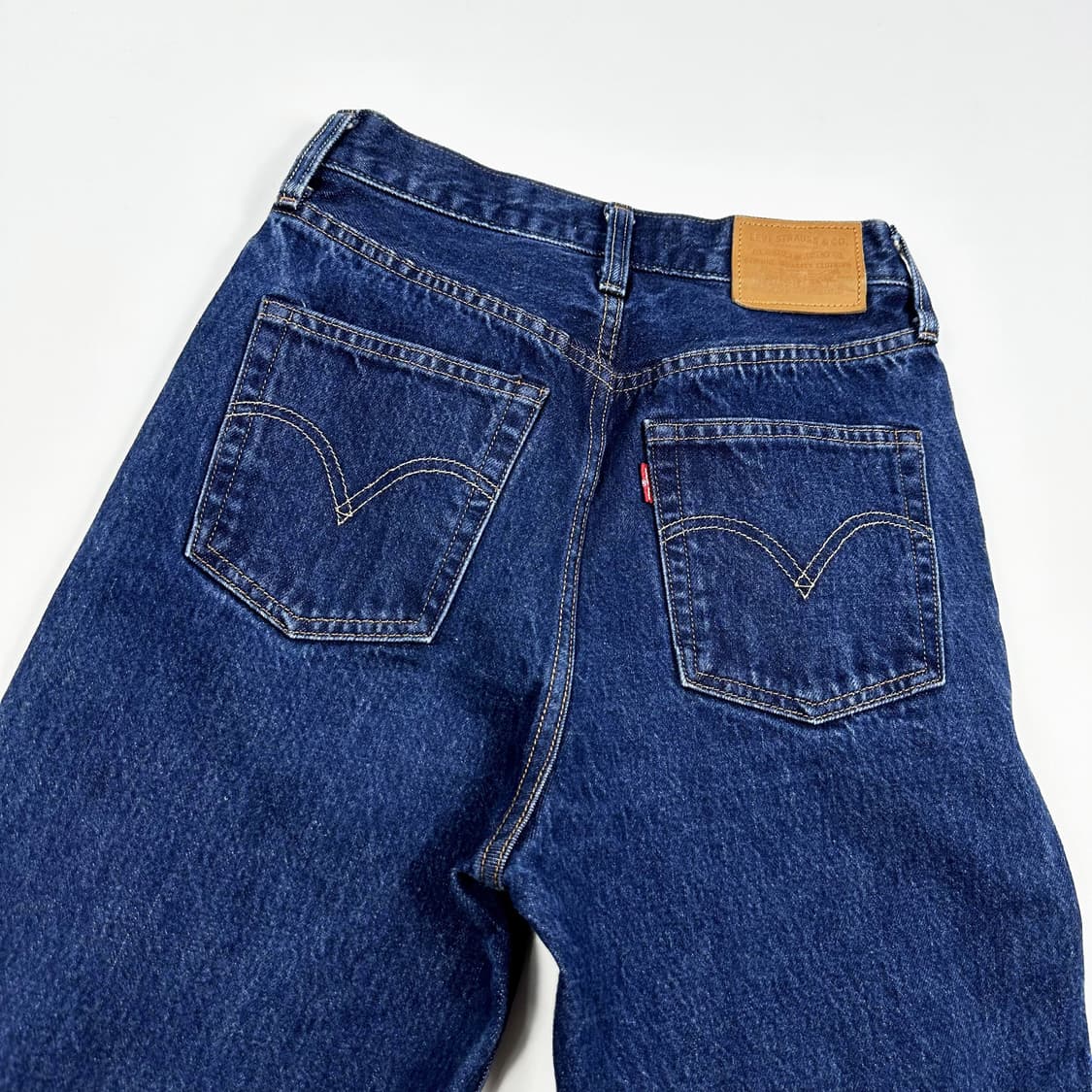 25 리바이스 여성 하이라이즈 스트레이트 컷오프 데님팬츠 상품이미지4