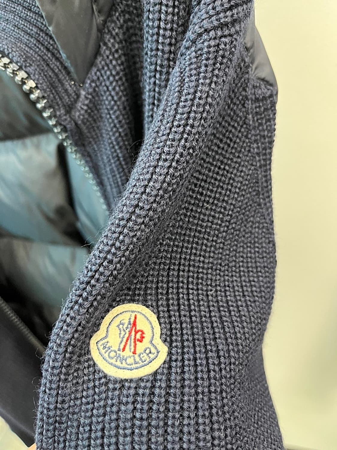 [정품특가] 몽클레어 니트 패딩 가디건 블랙 100 상품이미지6