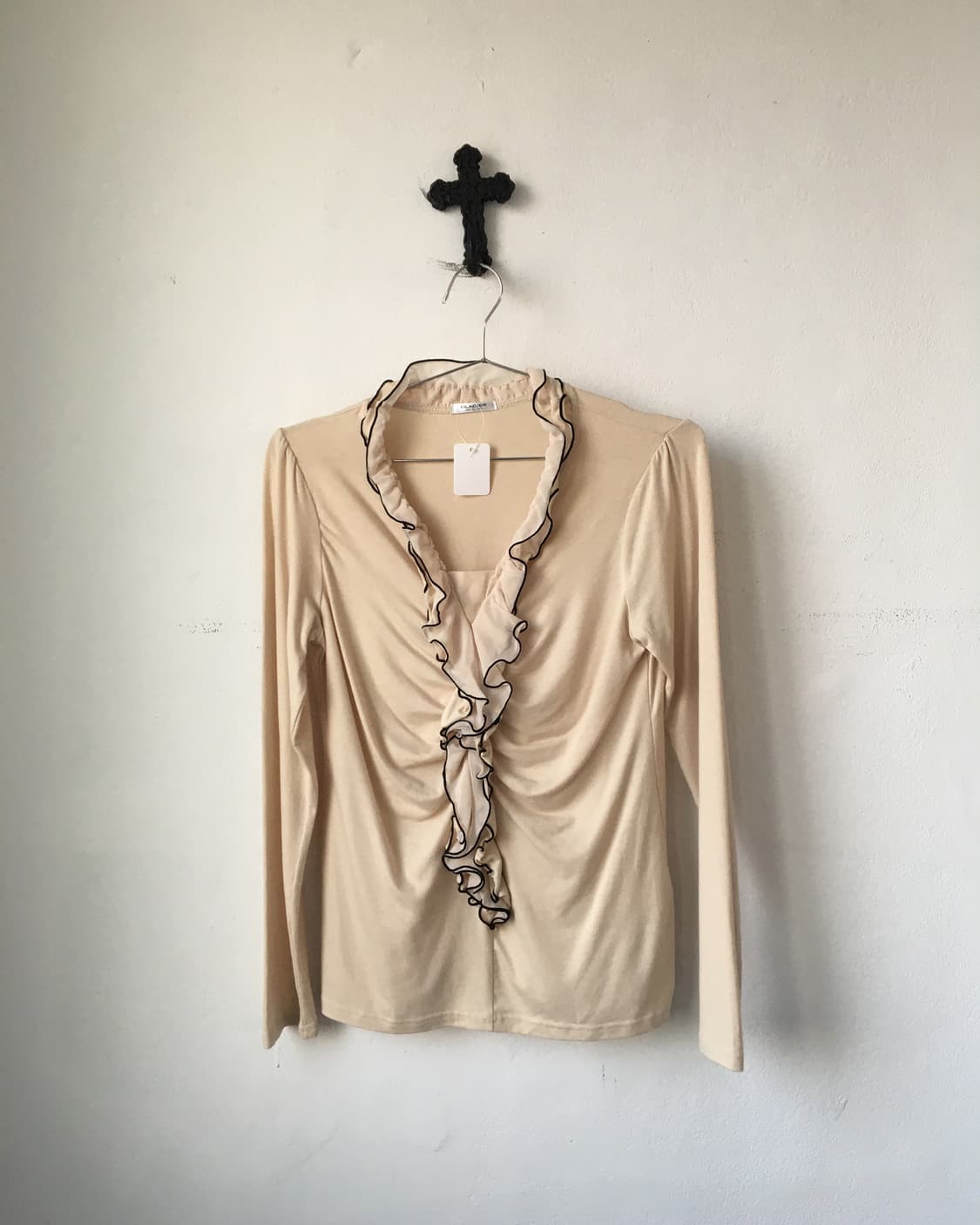 Ruffle point sleeve 상품이미지2