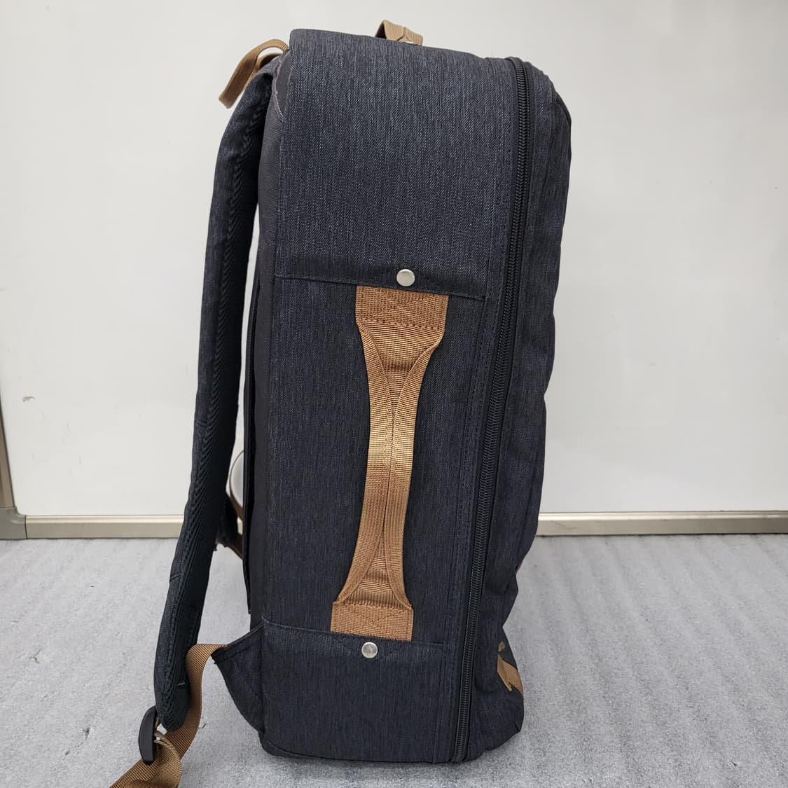 빈폴 아웃도어 여행용 백팩 46x33x13cm 상품이미지4