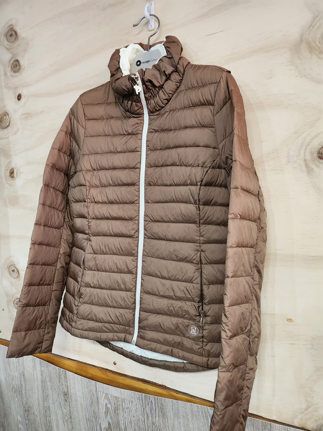 425) 사파디 덕다운 경량패딩 상품이미지4