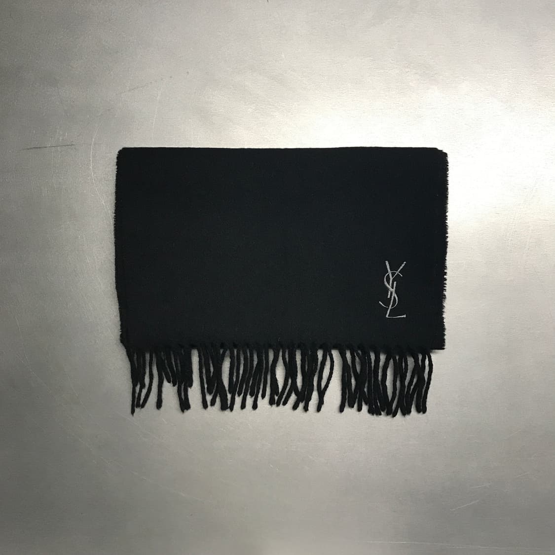 YSL 입생로랑 블랙 머플러 상품이미지2