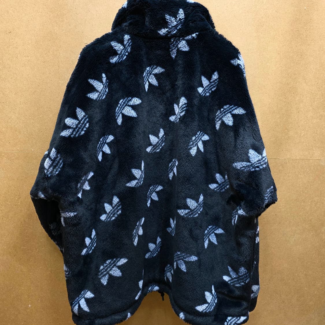 아디다스 오리지널 모노그램 퍼 자켓 상품이미지7