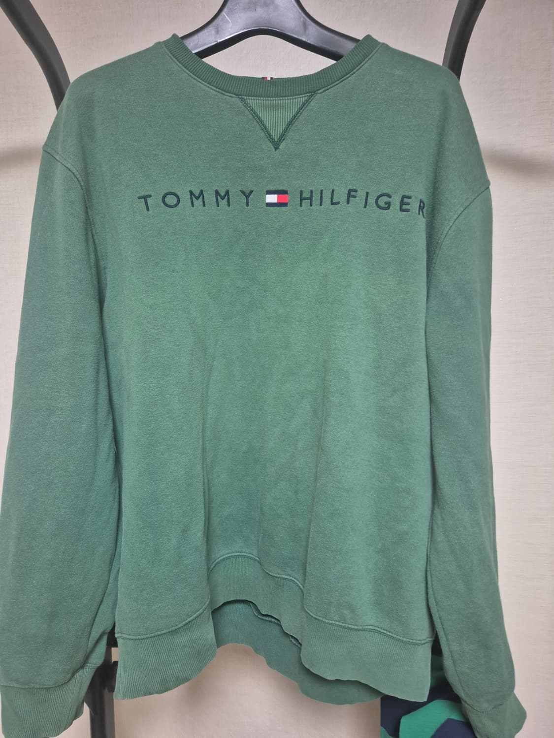 타미힐피거 맨투맨 상품이미지1