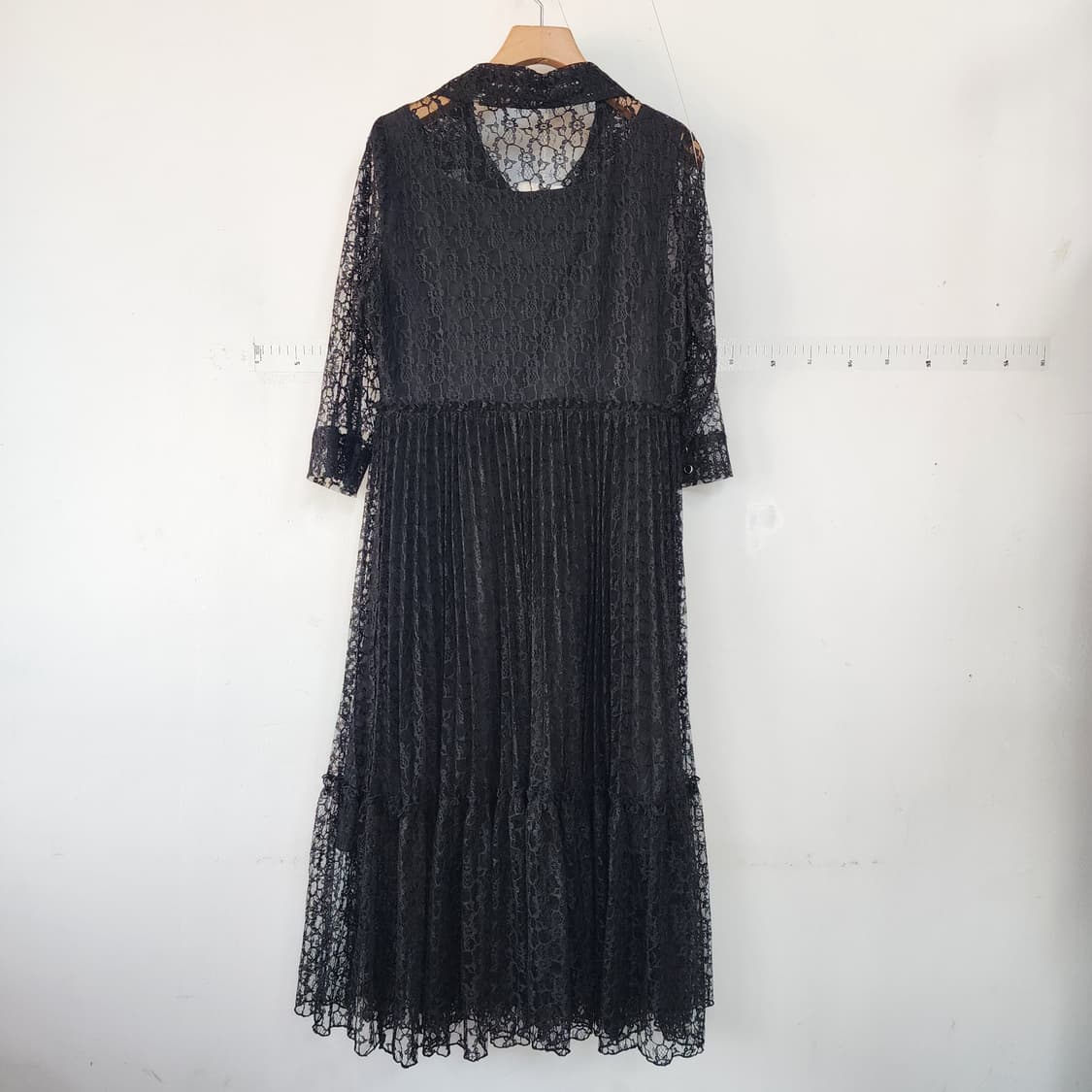 베스띠벨리 블랙 레이스 시스루 플리츠 롱 원피스 상품이미지3