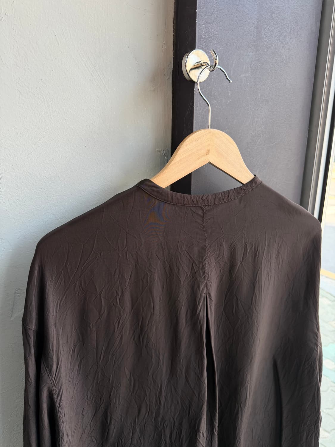 105/ 타임옴므 24SS 크링클 백 인버티드 셔츠 상품이미지9