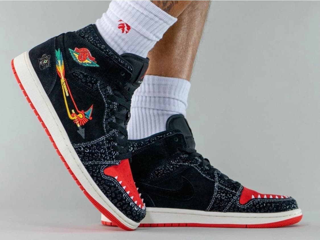 나이키 에어조던 1 미드 - 시엠프레 페밀리아 275 상품이미지1