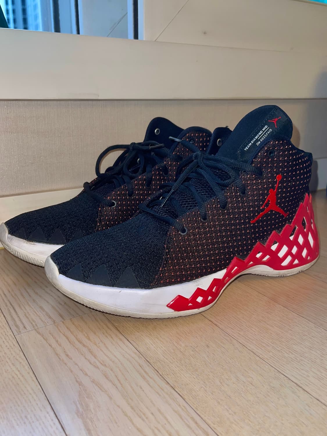 조던 점프맨 다이아몬드 미드 (285) 상품이미지1