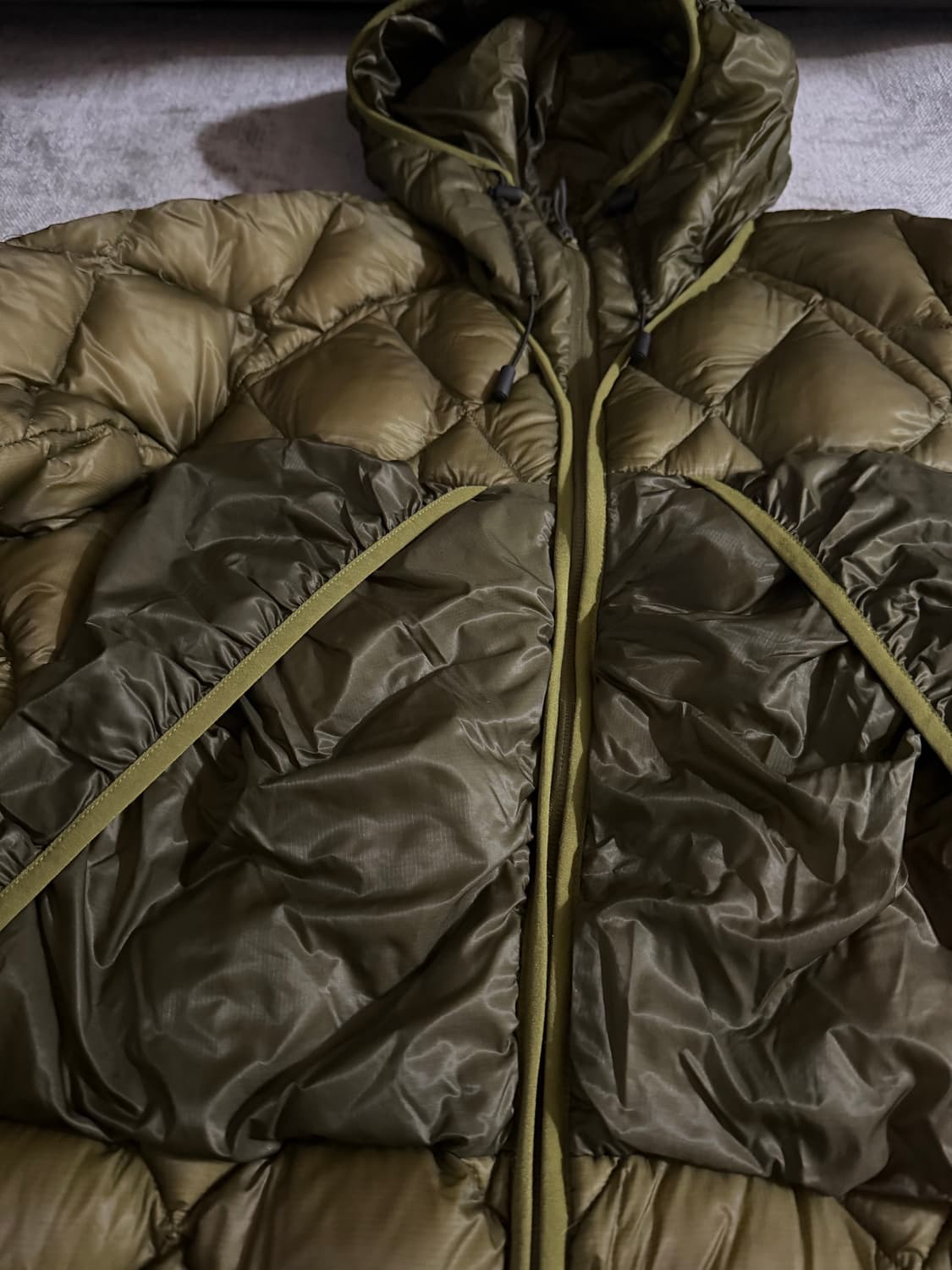 로아 라이트 다운 자켓 올리브 브랜치 상품이미지2
