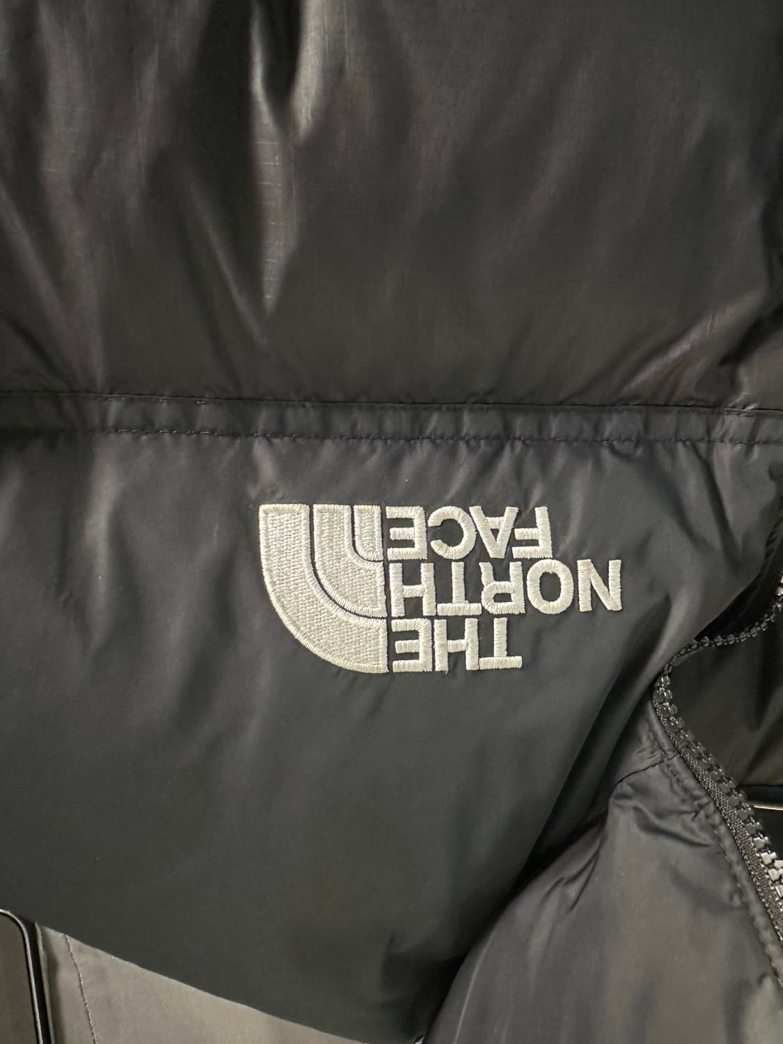 노스페이스 1996 눕시 패딩 블랙 M 상품이미지3