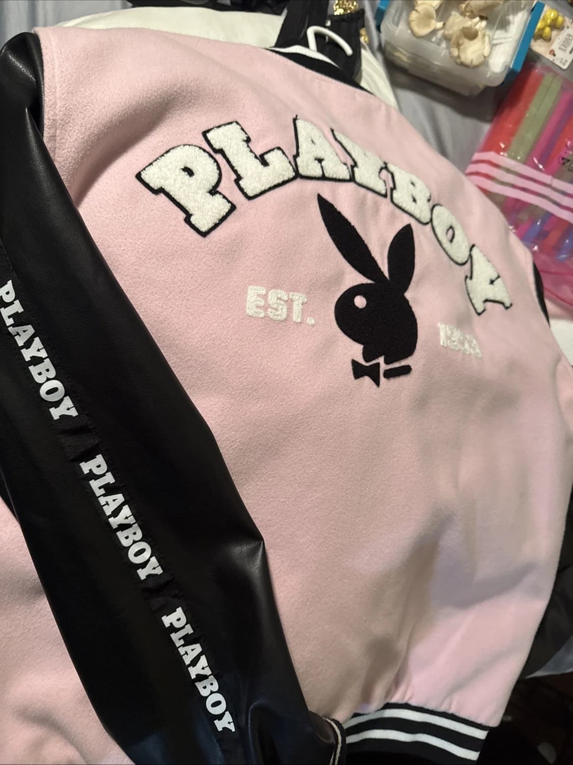 플레이보이 버니 바시티 자켓 핑크 상품이미지1