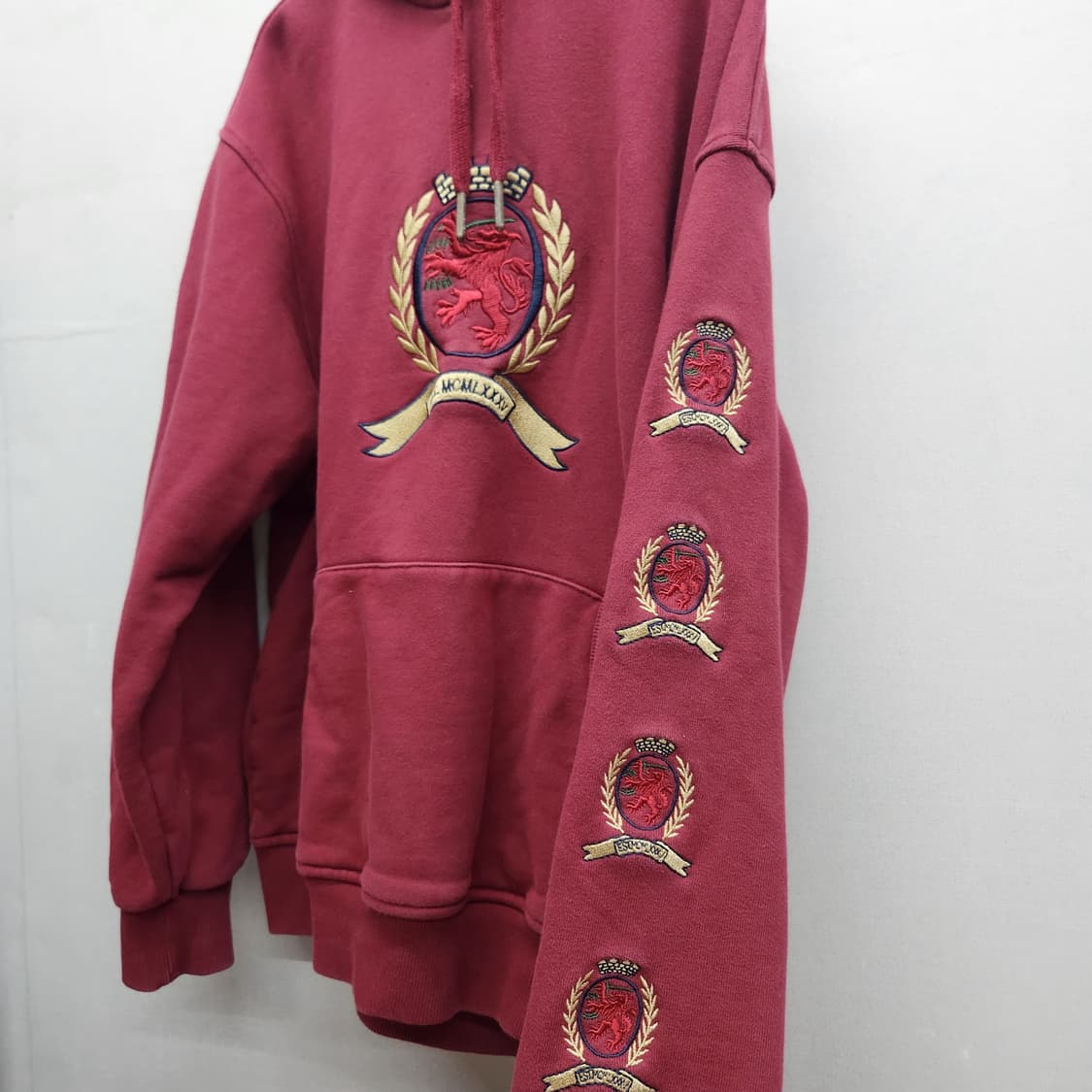 타미진스 크레스트 로고(센터/사이드) 버건디 후드M(XL)남여공용 상품이미지3