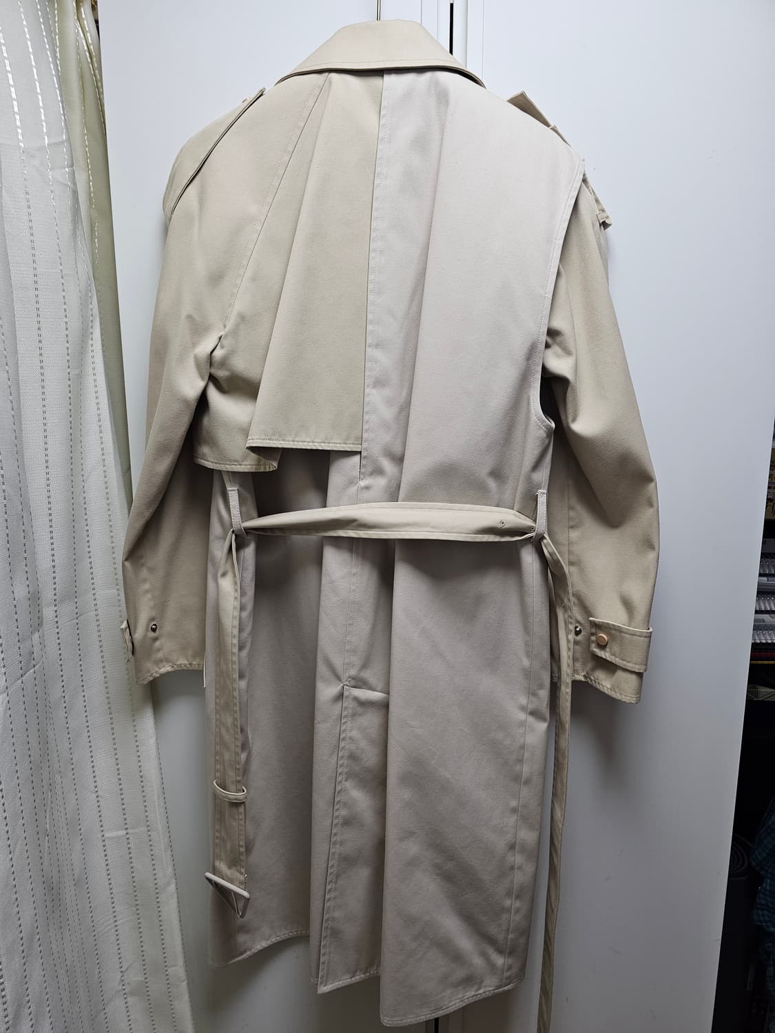 새상품 보테가베네타 컬렉션 트렌치코트(국내 매장판 손흥민 착용) 상품이미지4