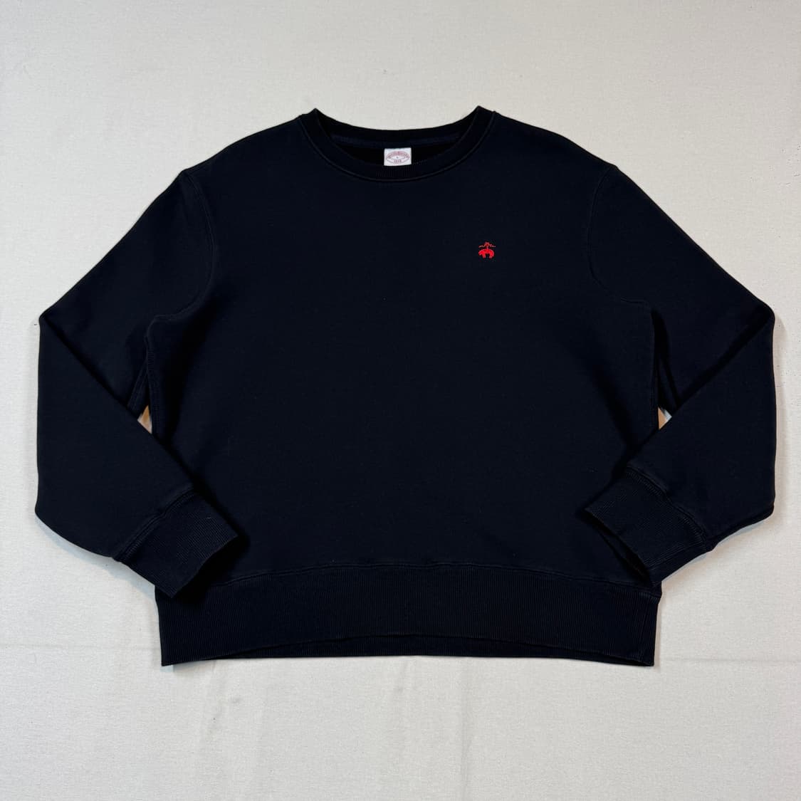 L) 브룩스브라더스 레드 로고 맨투맨 블랙 상품이미지1