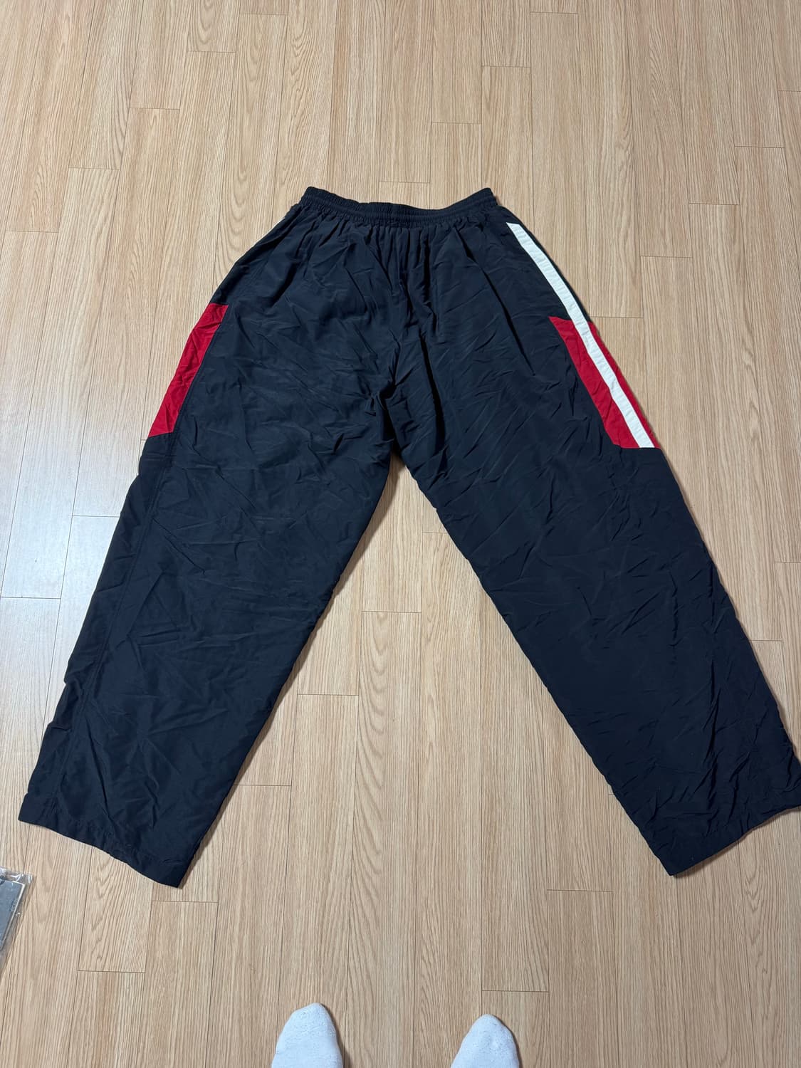 발렌시아가 스포티B 트랙팬츠 46 상품이미지4