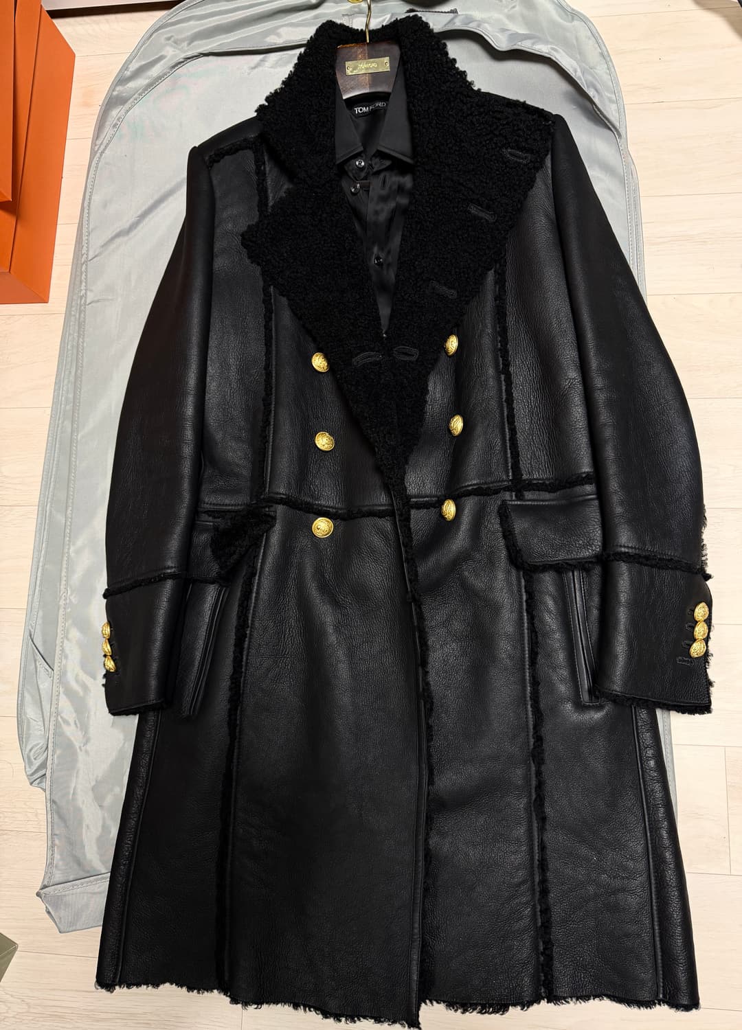 (명작,강추👍)발망 블랙 금장 시어링 무스탕 코트 톰포드 무드 상품이미지2