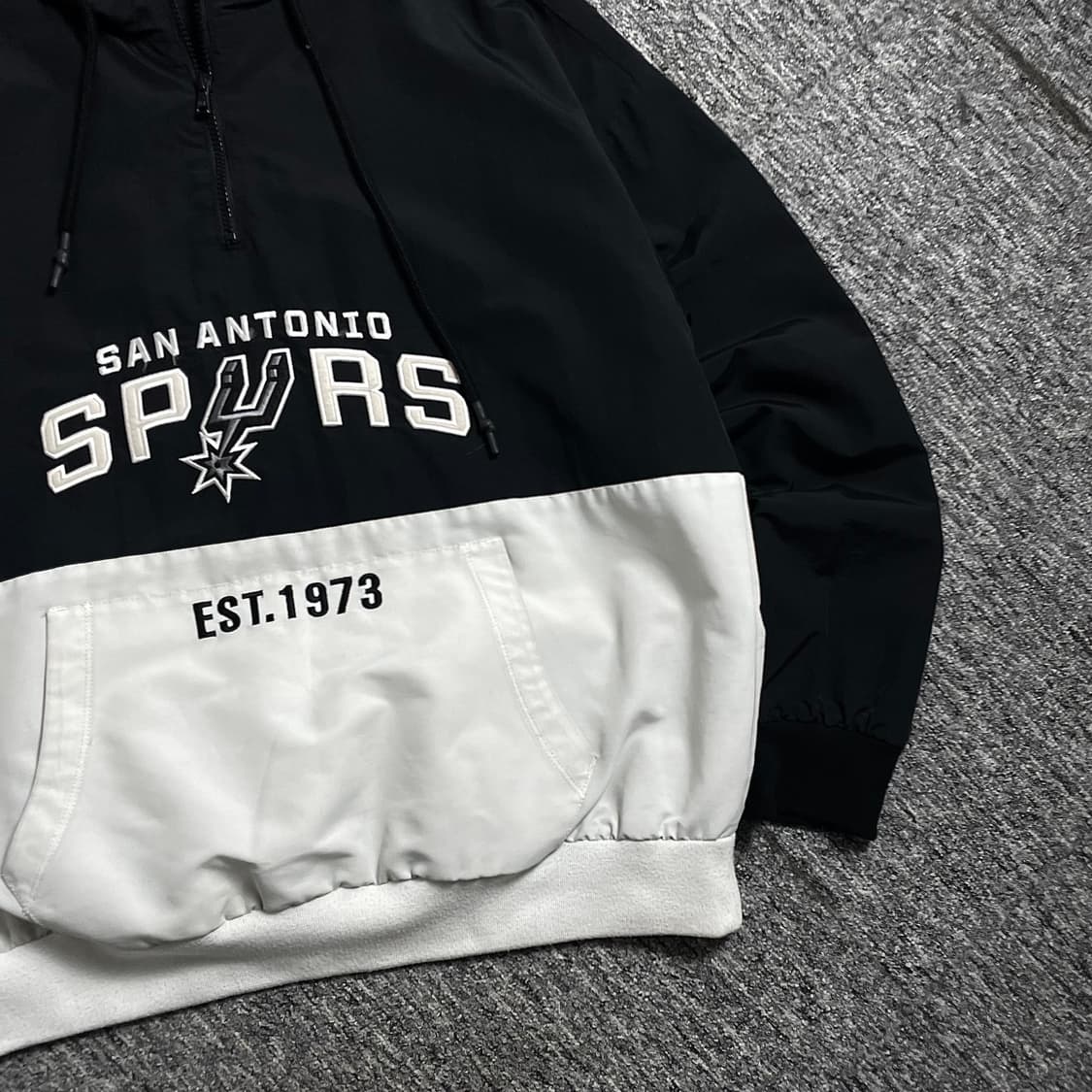 NBA 샌안토니오 스퍼스 빅로고 우븐 아노락 웜업o 2516 상품이미지3