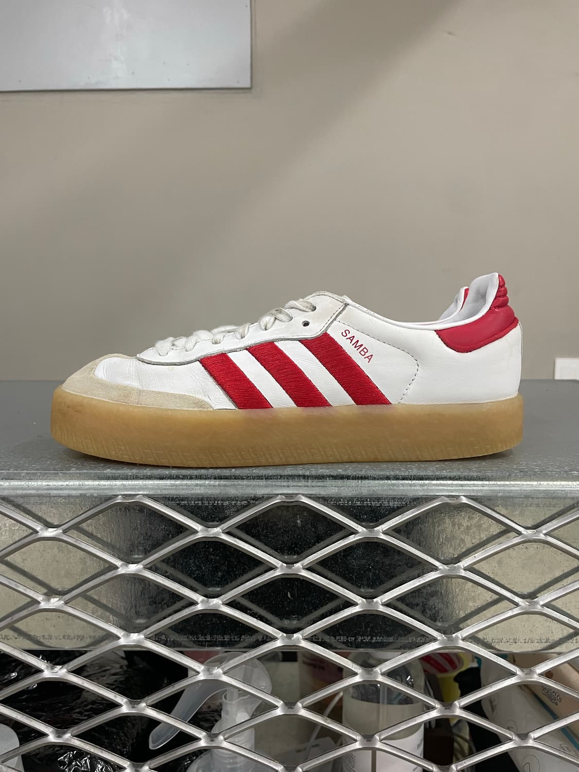 아디다스 삼바OG 화이트 솔라 레드 250 상품이미지1