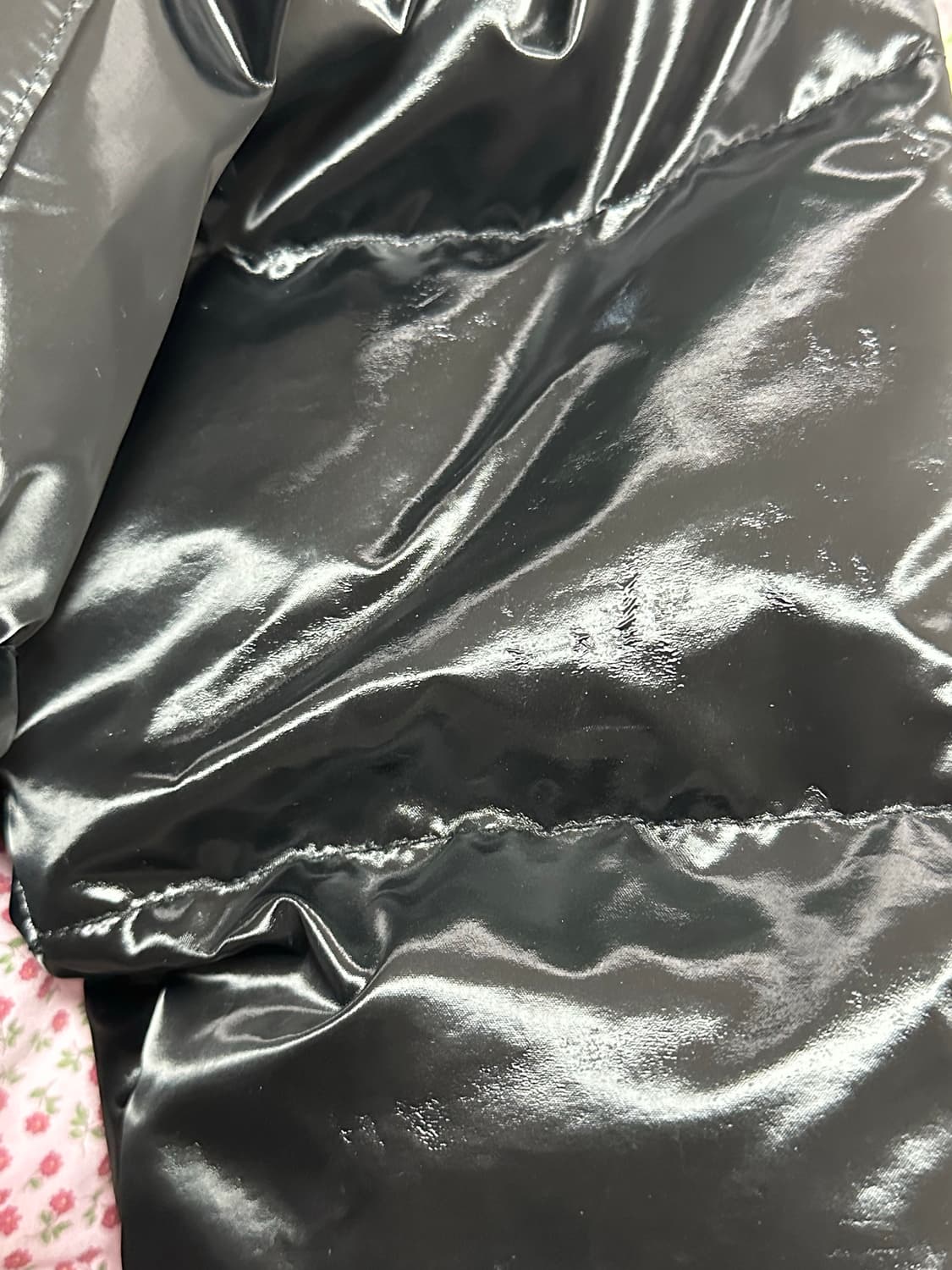 마지막가격(급전 이번주만)본투윈 숏패딩 여성 크롭 글로시 상품이미지4