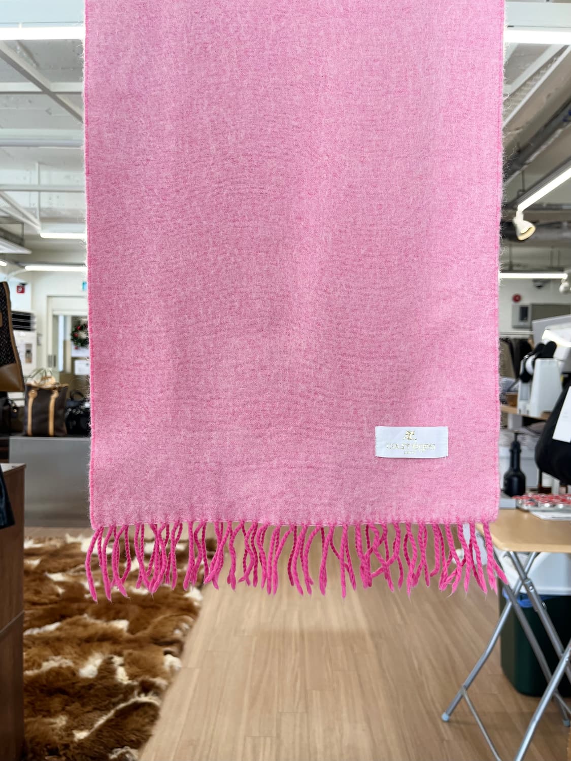 꾸레쥬 핑크 로고 스카프 상품이미지3