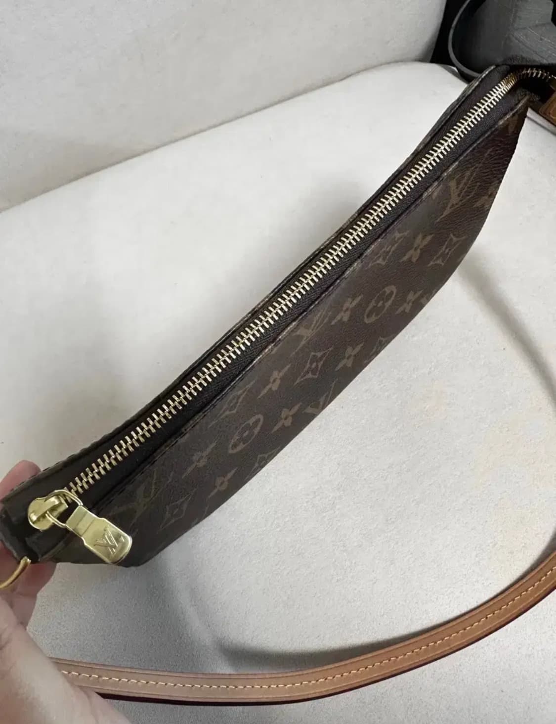 루이비통 포쉐트 악세수아 nm 상품이미지6